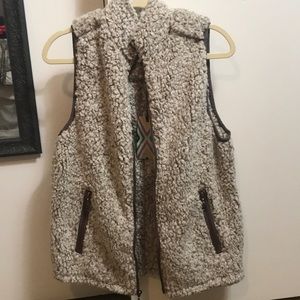 NWT Sherpa vest